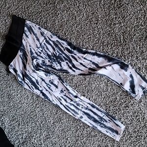 NWT Flexi High Waisted Leggings (The No-Budge Fit))